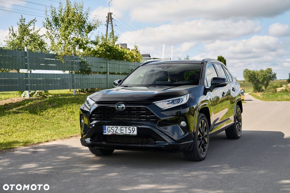 Toyota RAV4 2.5 Hybrid Black Edition by JBL 4x4 - 1