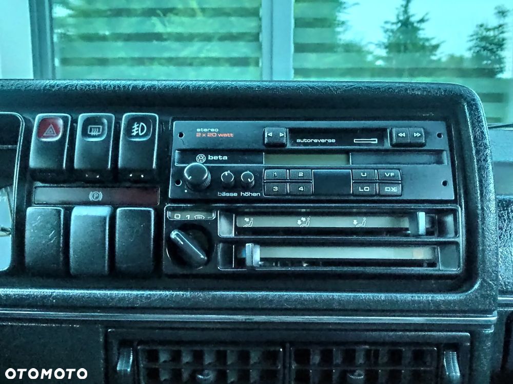 Volkswagen Golf - 21
