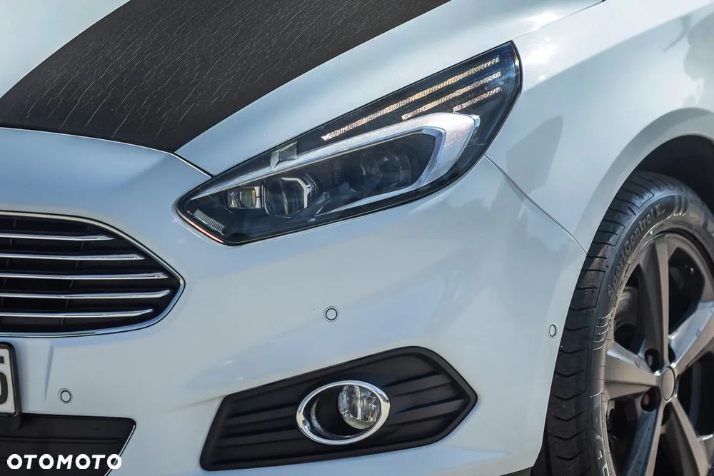 Ford S-Max 2.0 TDCi Bi-Turbo Titanium - 9