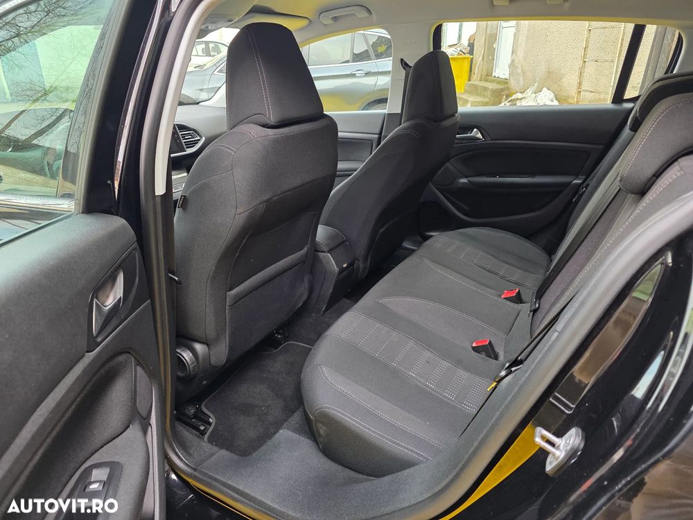 Peugeot 308 PureTech 110 Stop & Start Allure - 10