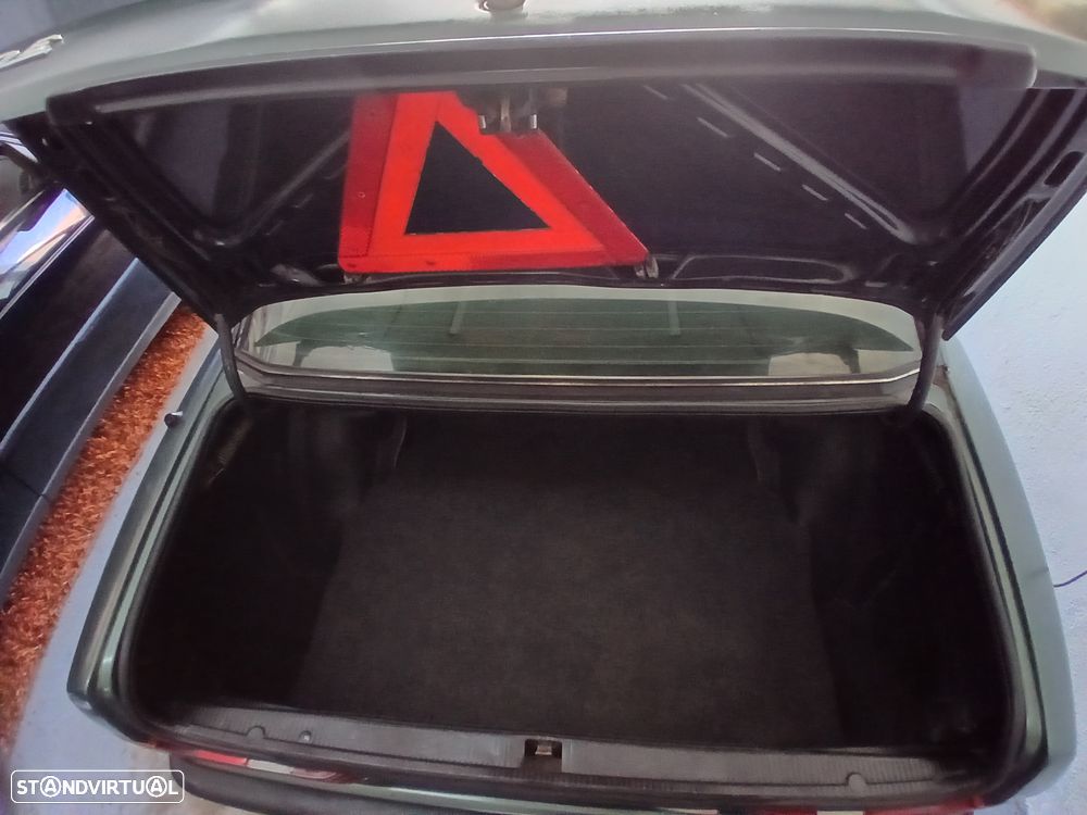 Mercedes-Benz W201 (1982-1993) 190 E 1.8 - 14