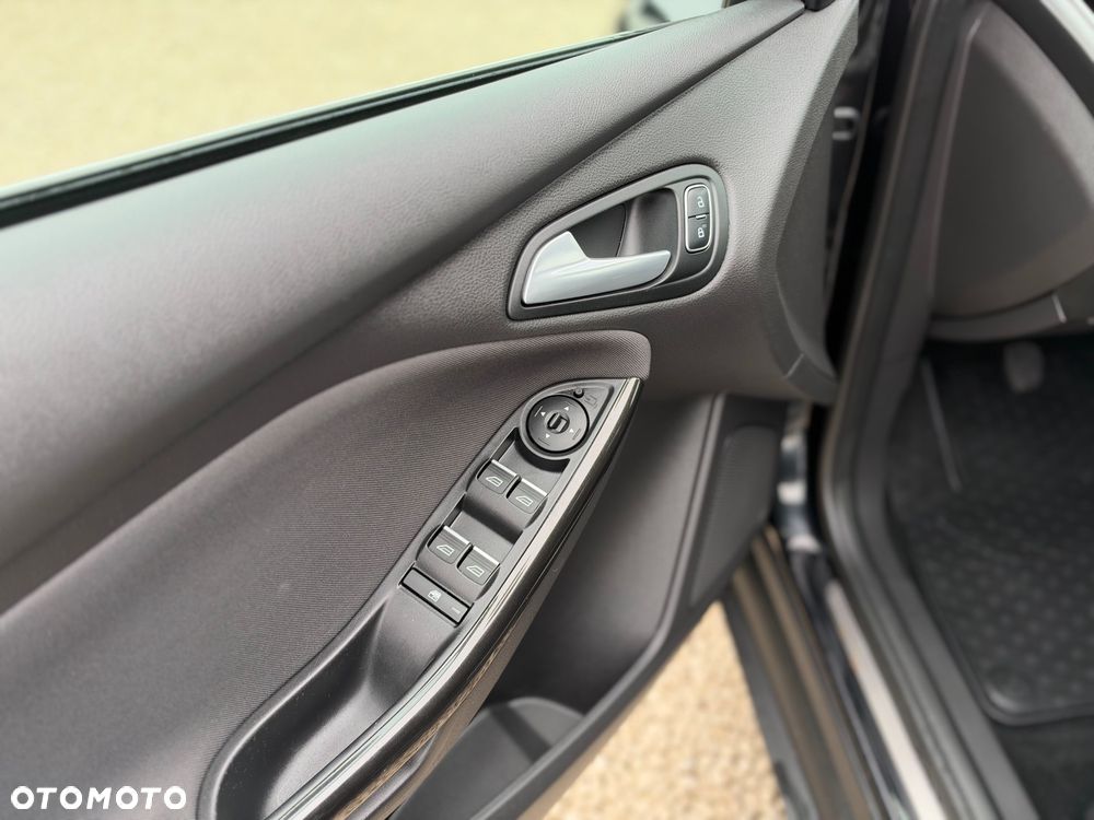 Ford Focus 1.5 EcoBoost Titanium ASS - 18