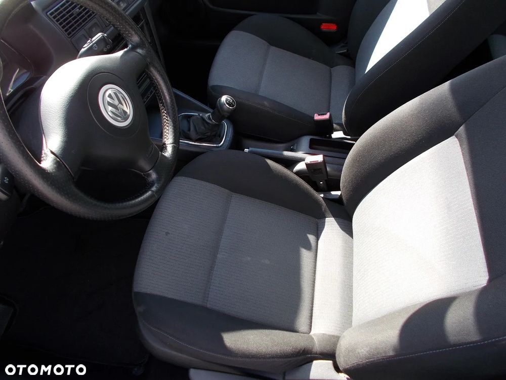 Volkswagen Golf Variant 1.6 Pacific - 18