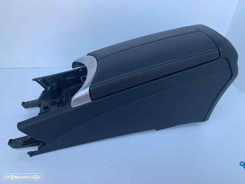 APOIO DE BRAÇOS CENTRAL MERCEDES-BENZ CLASSE C COUPÉ 2018 - 4