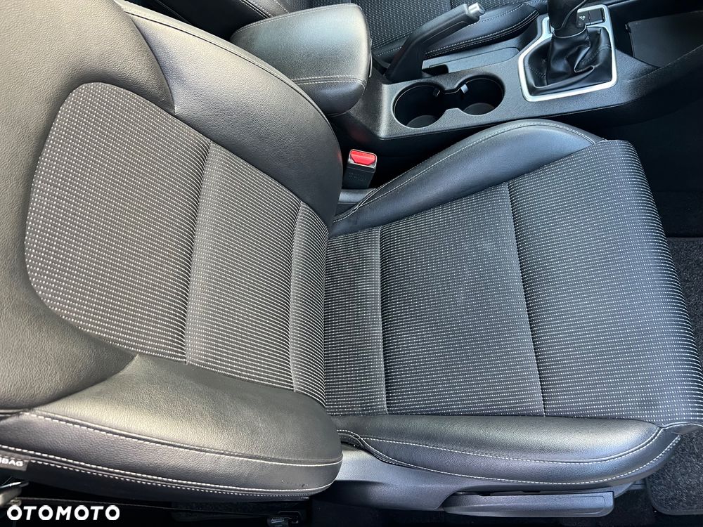 Kia Sportage 1.6 GDI 2WD Black Edition - 17