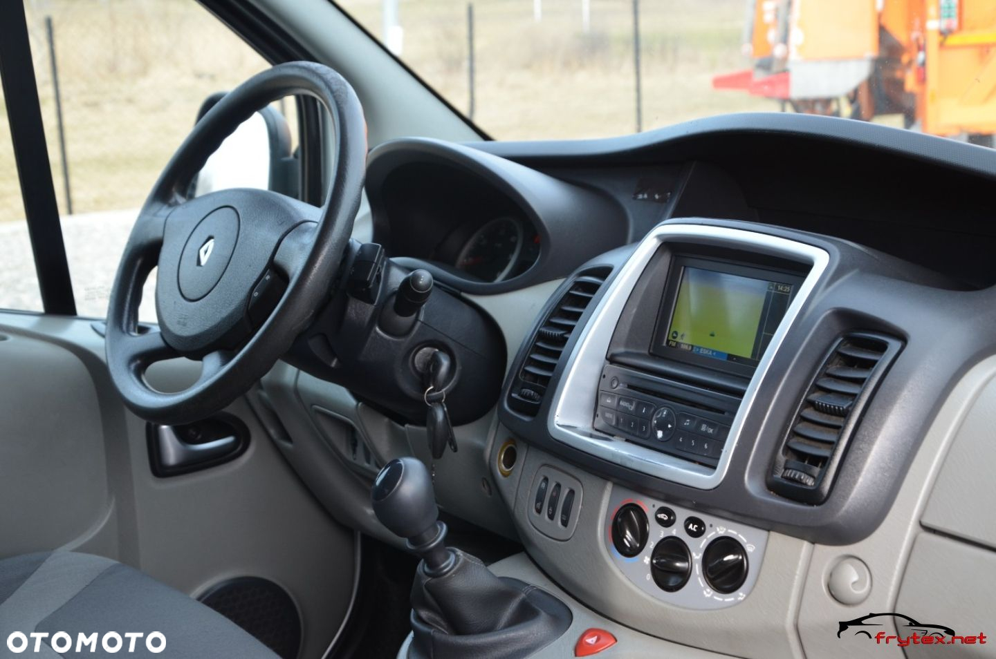 Renault Trafic Long - 22