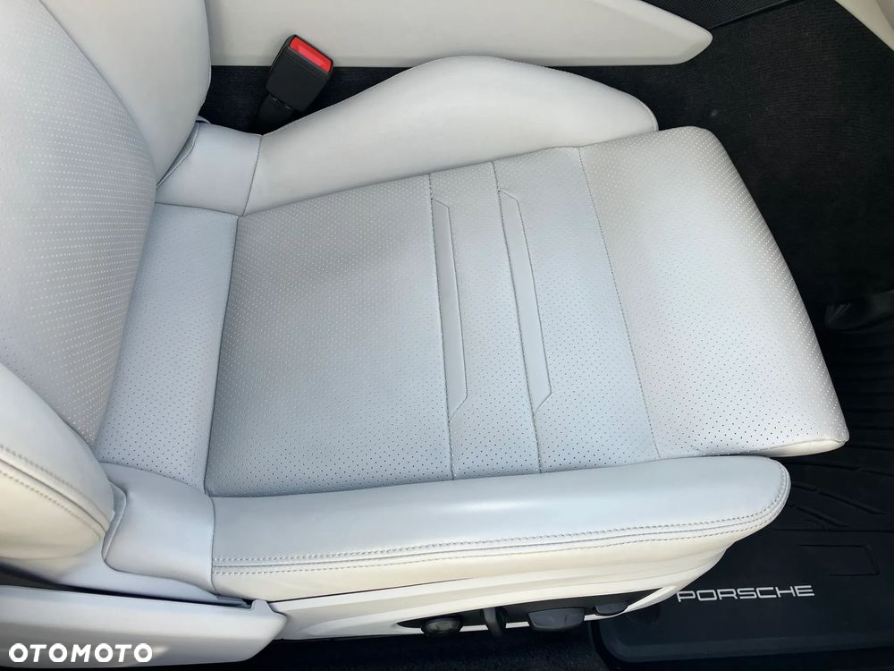 Porsche Panamera - 10