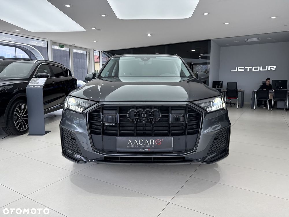 Audi Q7 - 7