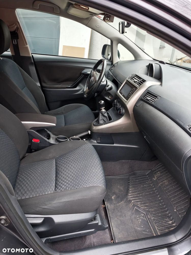 Toyota Verso 2.0 D-4D Sol plus 7os - 5