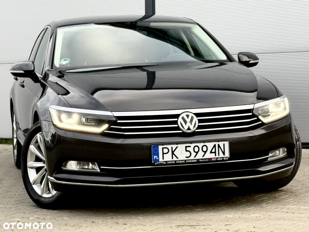 Volkswagen Passat 1.6 TDI SCR DSG - 9