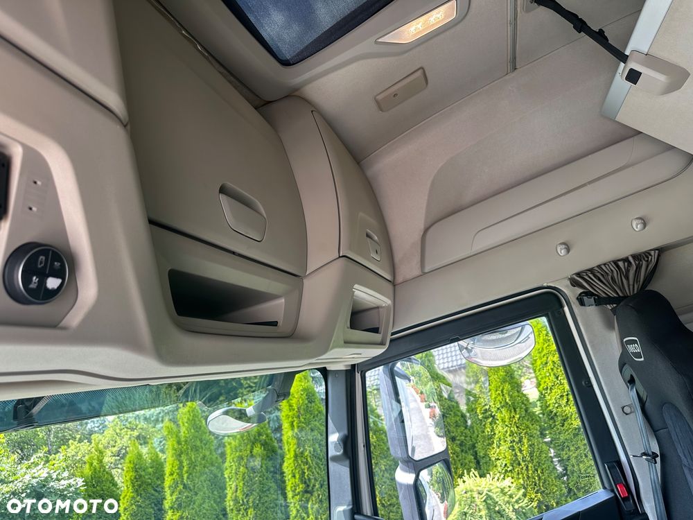 Iveco S-WAY 510 RETARDER - 26