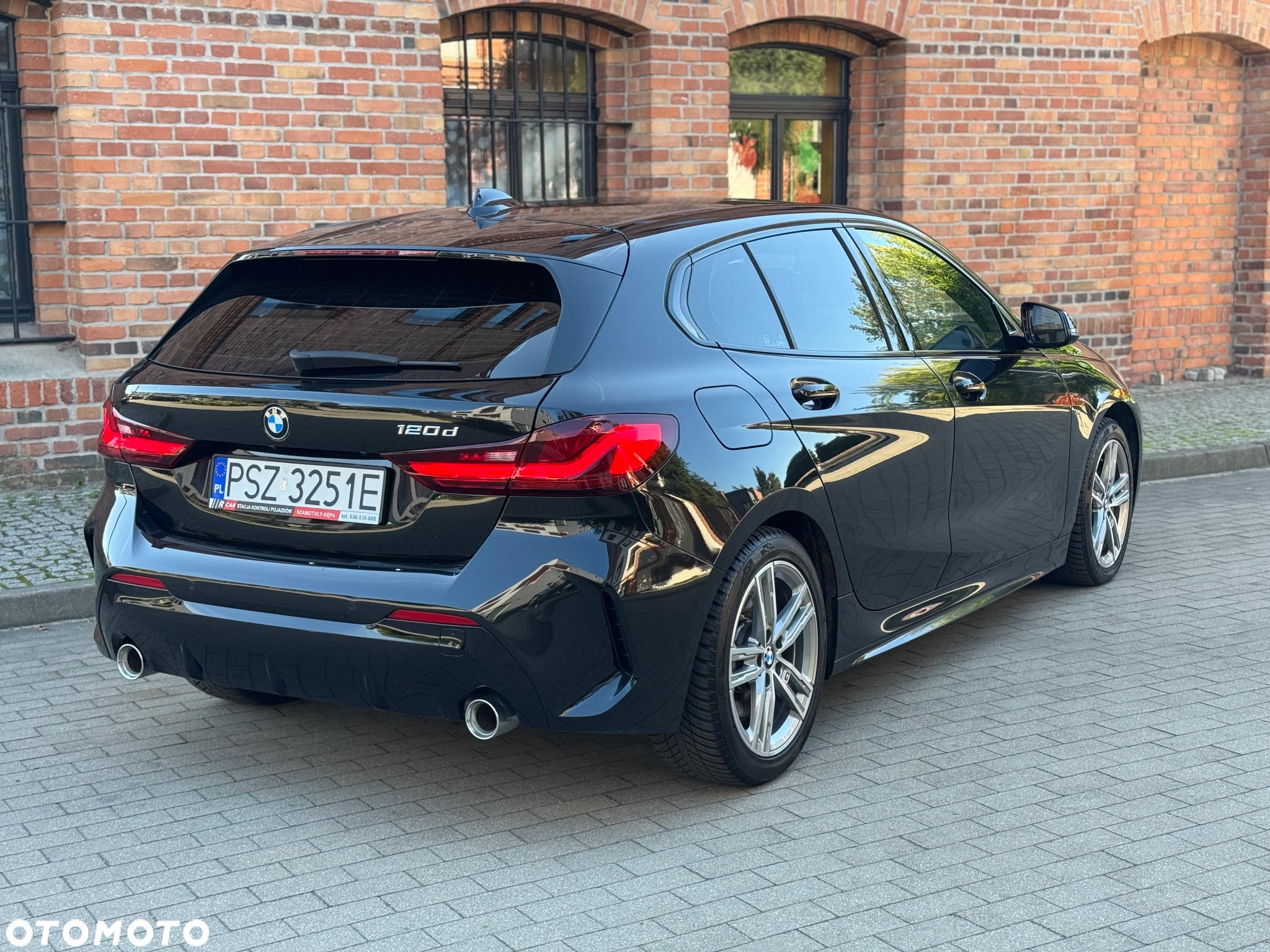 BMW Seria 1 120d M Sport - 15