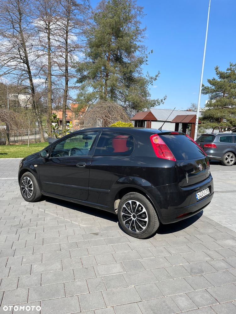 Fiat Grande Punto - 5