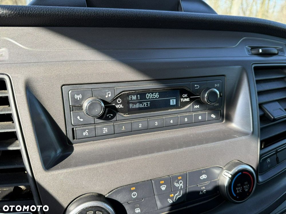 Ford Transit - 20
