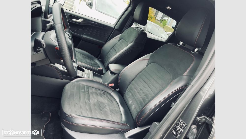 Ford Kuga - 8