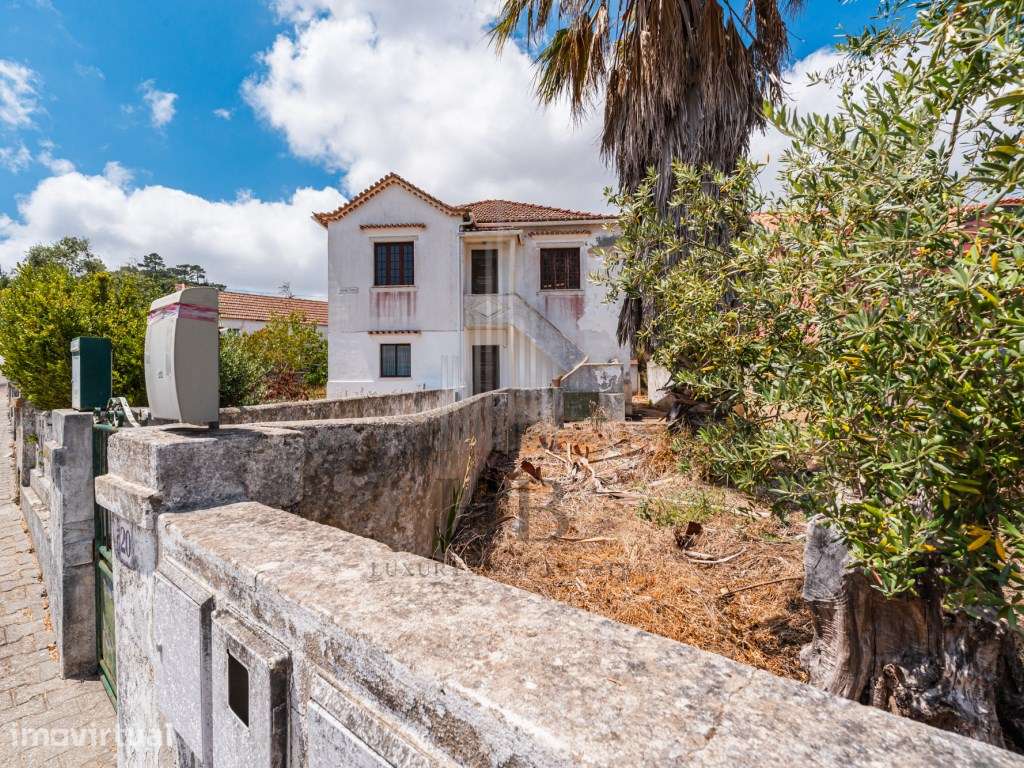Moradia T7 Bi-Familiar | Venda do Pinheiro | Mafra - Grande imagem: 2/30