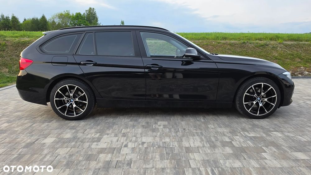 BMW Seria 3 320d xDrive Advantage sport - 20