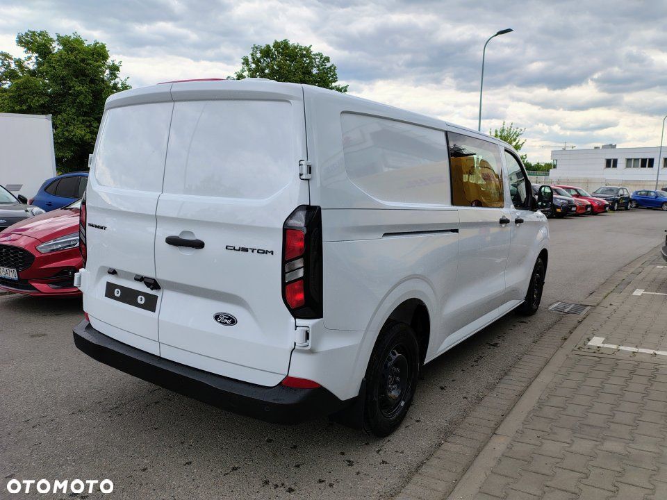 Ford Transit Custom - 8