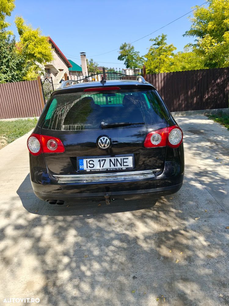 Volkswagen Passat Variant 2.0 TDI Individual - 19