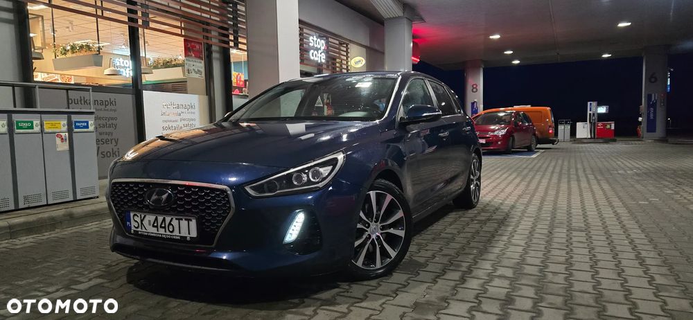 Hyundai i30 1.4 T-GDI Premiere Luxury - 1