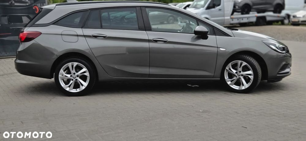 Opel Astra 1.4 Turbo Innovation - 15