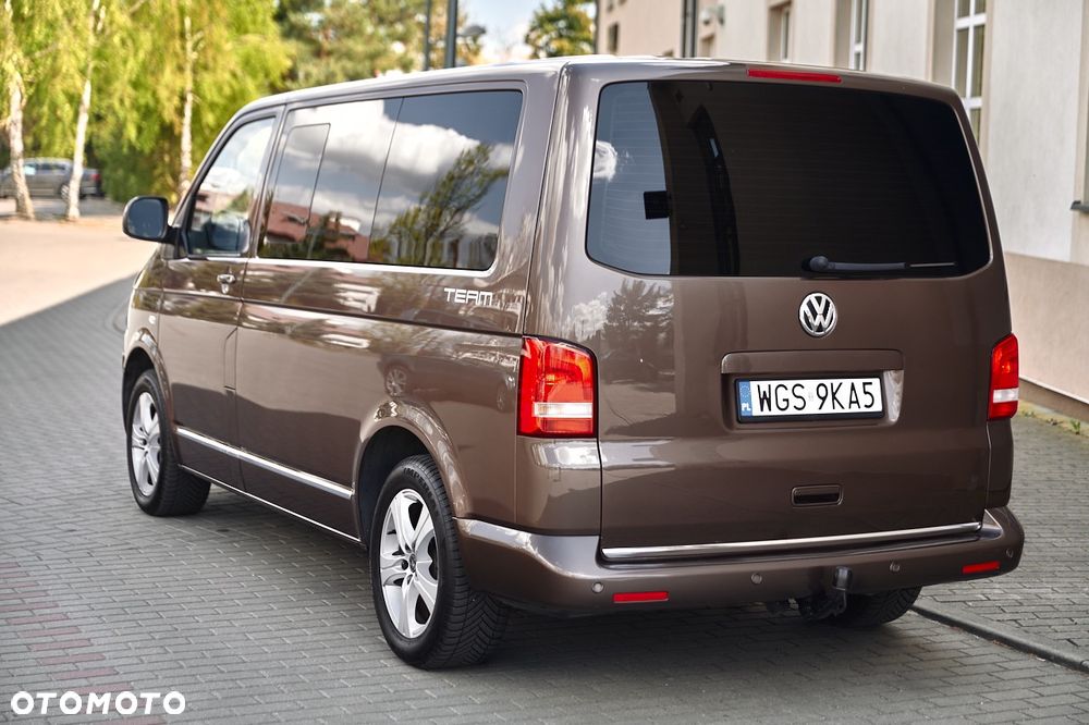 Volkswagen Multivan - 10