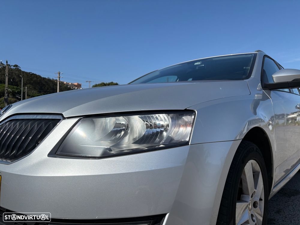 Skoda Octavia Break 1.6 TDi Ambition - 18