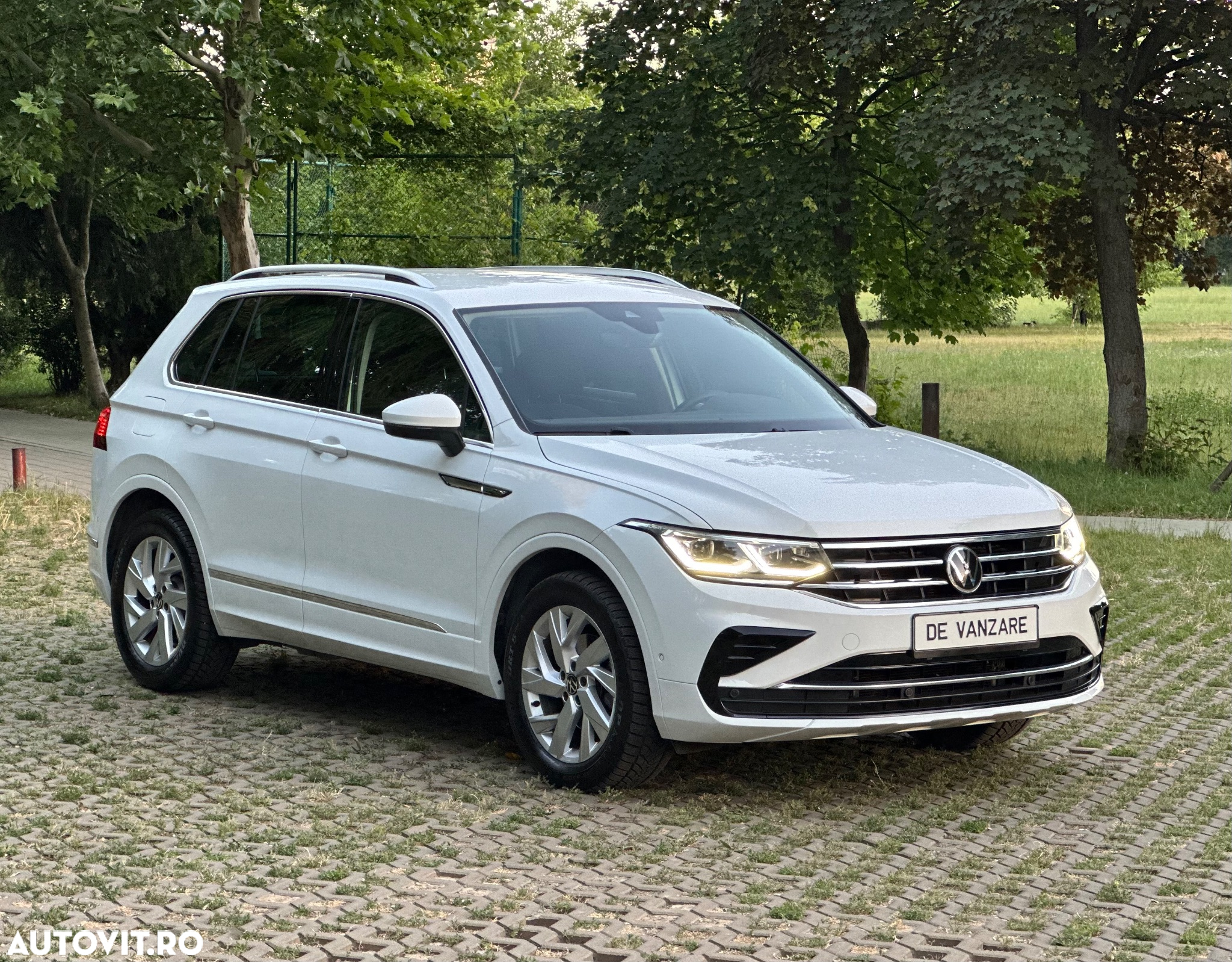 Volkswagen Tiguan 2.0 TDI SCR DSG IQ.DRIVE - 2