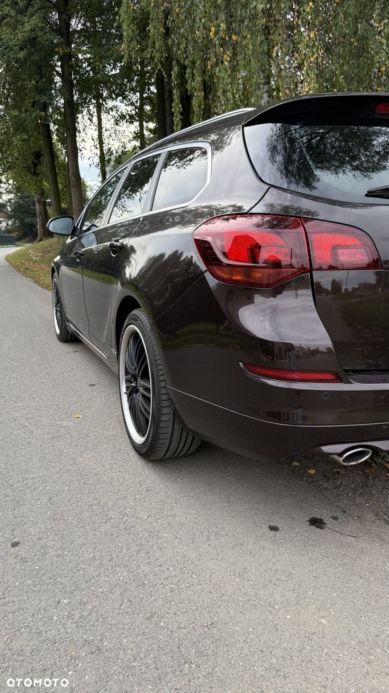 Opel Astra - 32
