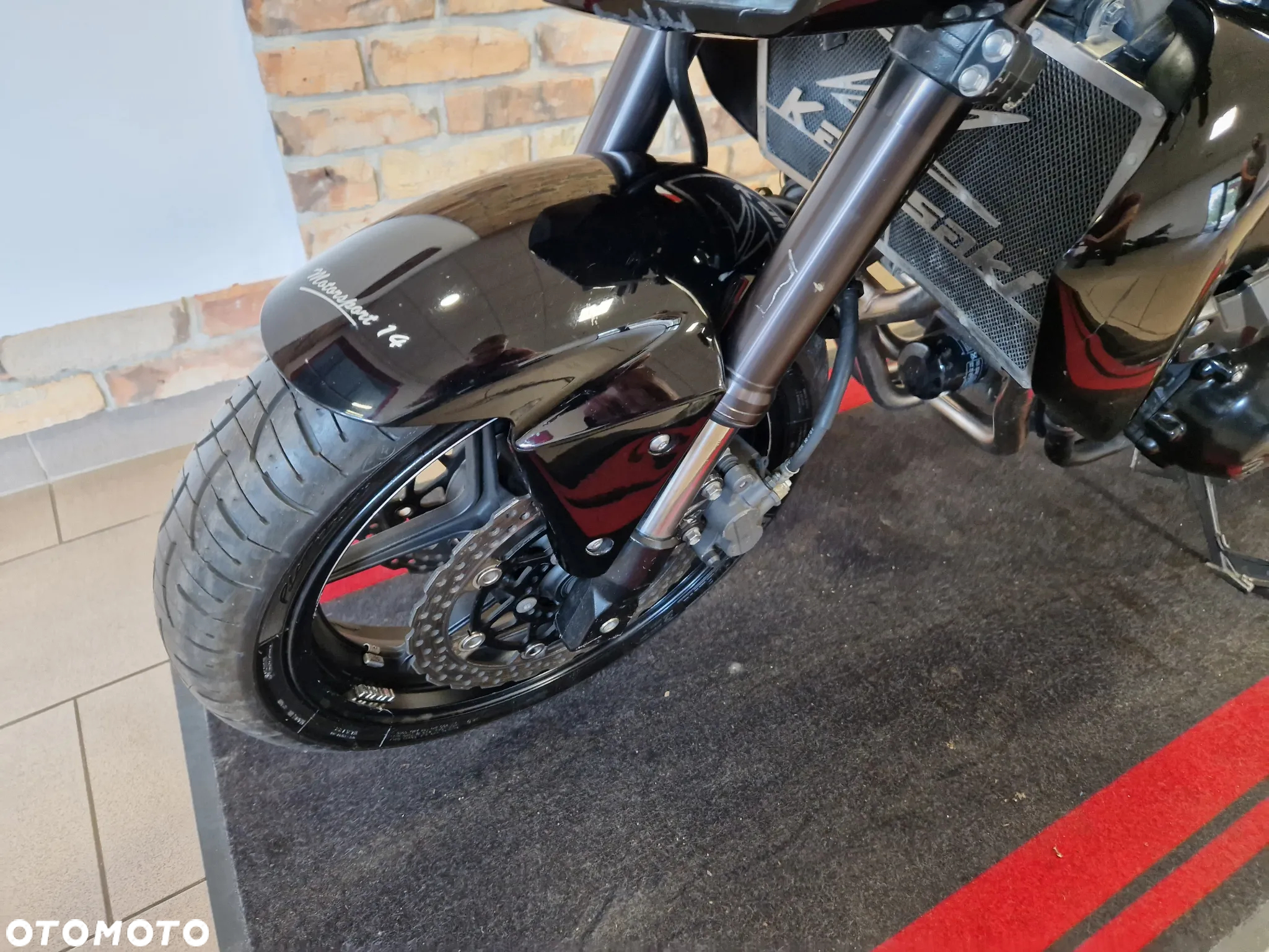 Kawasaki Z - 19