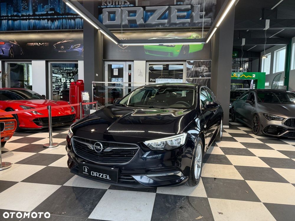Opel Insignia - 1