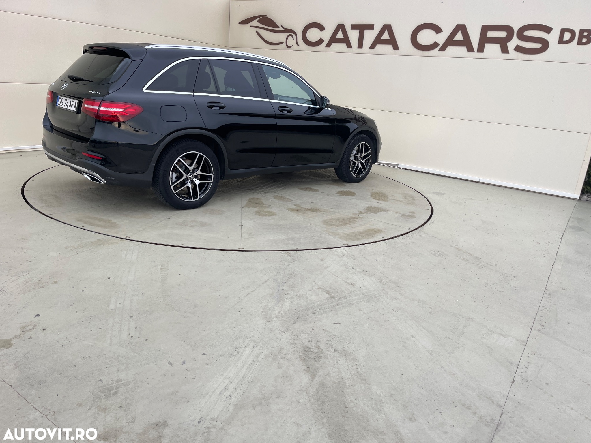 Mercedes-Benz GLC 250 d 4Matic 9G-TRONIC AMG Line - 16