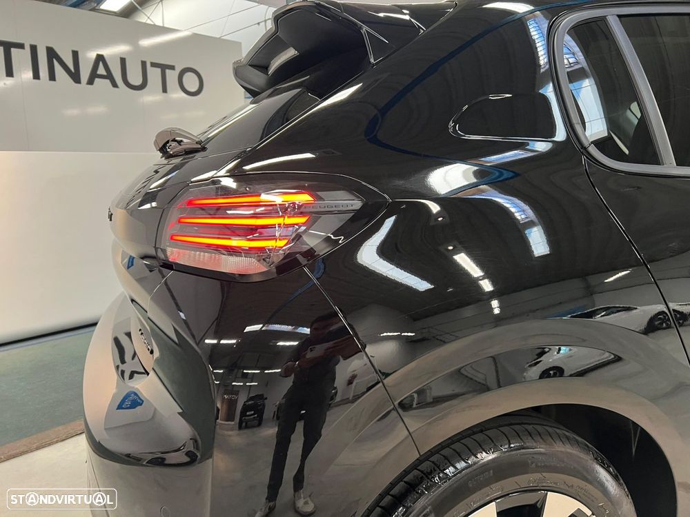 Peugeot 208 1.2 Hybrid Allure e-DCS6 - 10