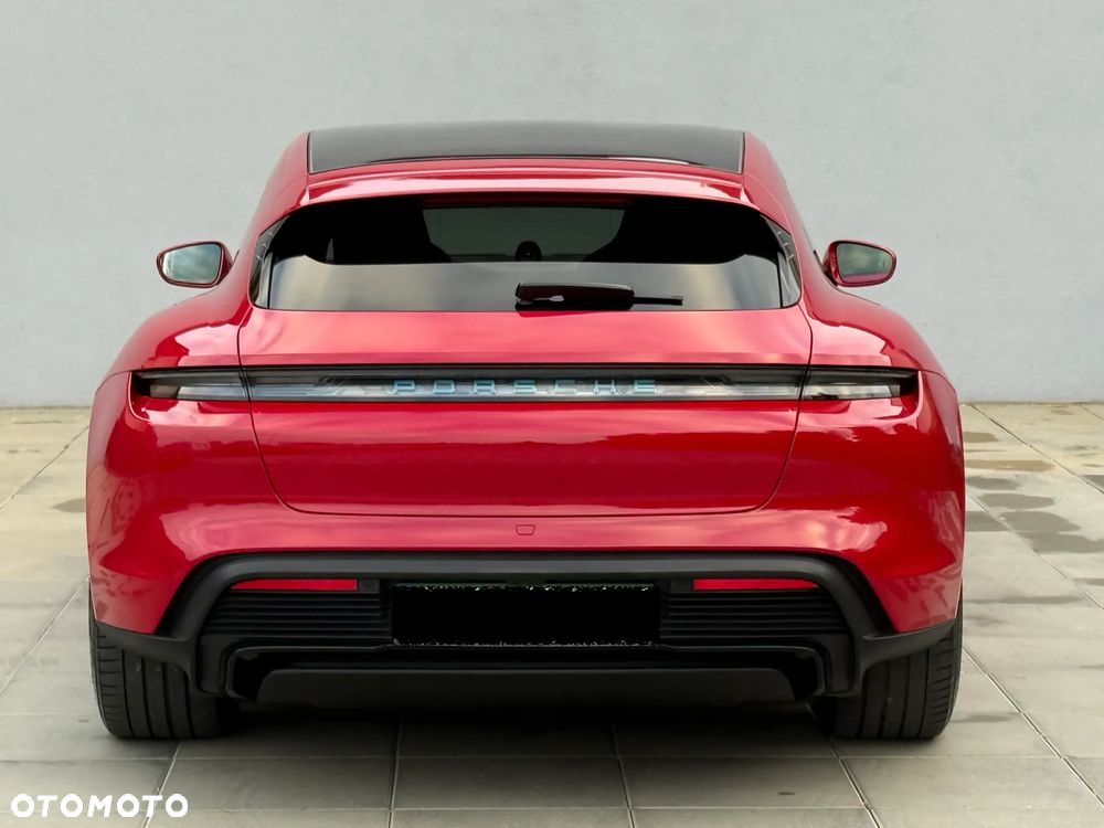 Porsche Taycan 2022