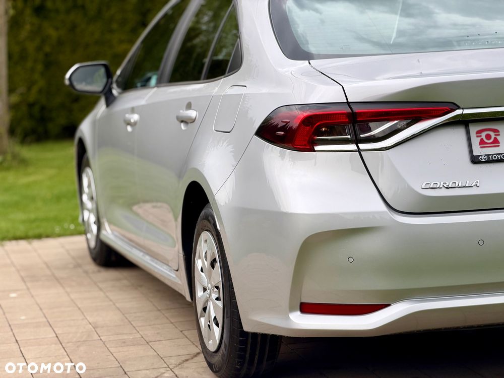 Toyota Corolla 1.6 Active - 19
