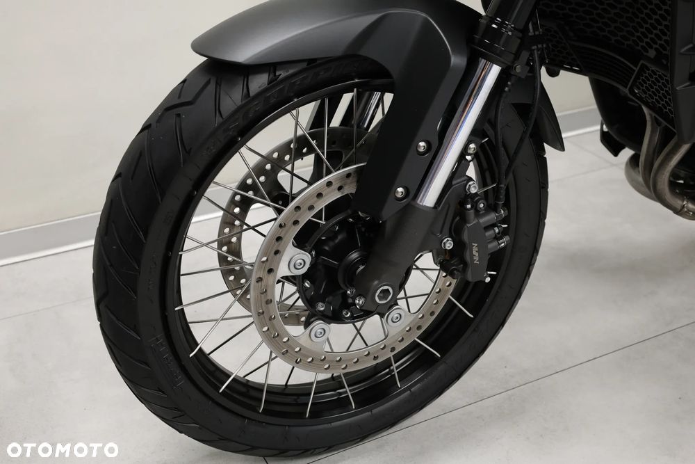 Honda VFR - 34
