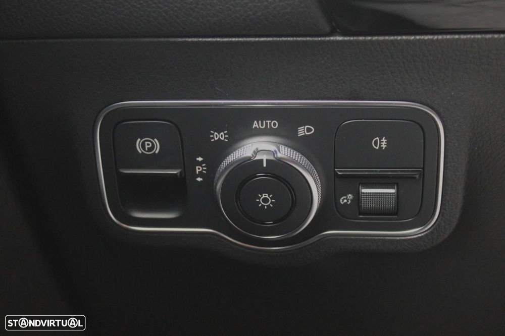 Mercedes-Benz B 250 e Progressive - 39