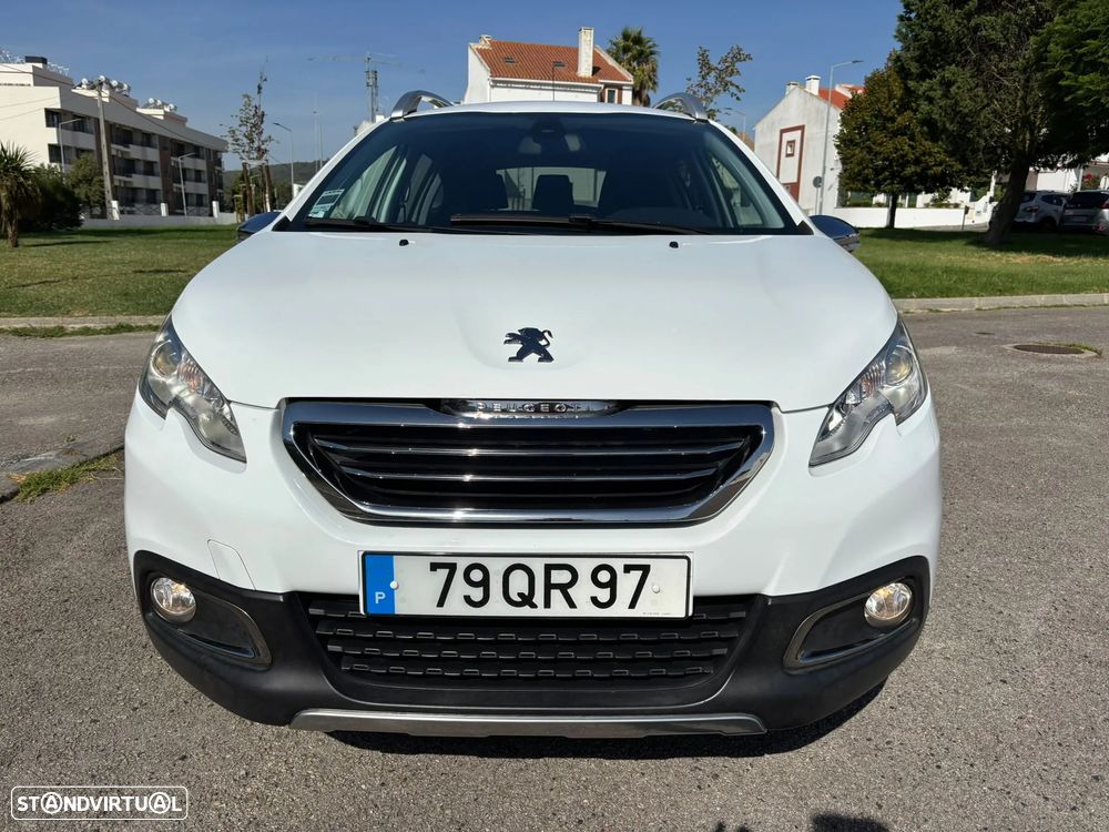 Peugeot 2008 1.2 PureTech Allure - 2