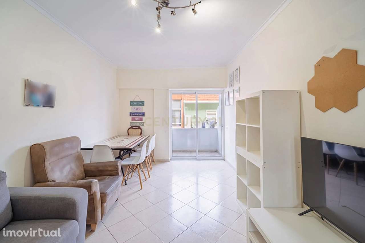 Apartamento T2 em Cacilhas – Excelente Localização - Grande imagem: 4/23