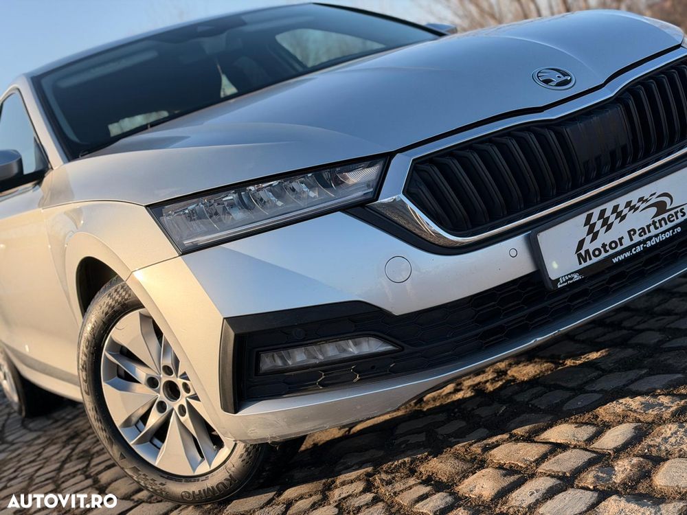 Skoda Octavia 2.0 TDI DSG Style - 12