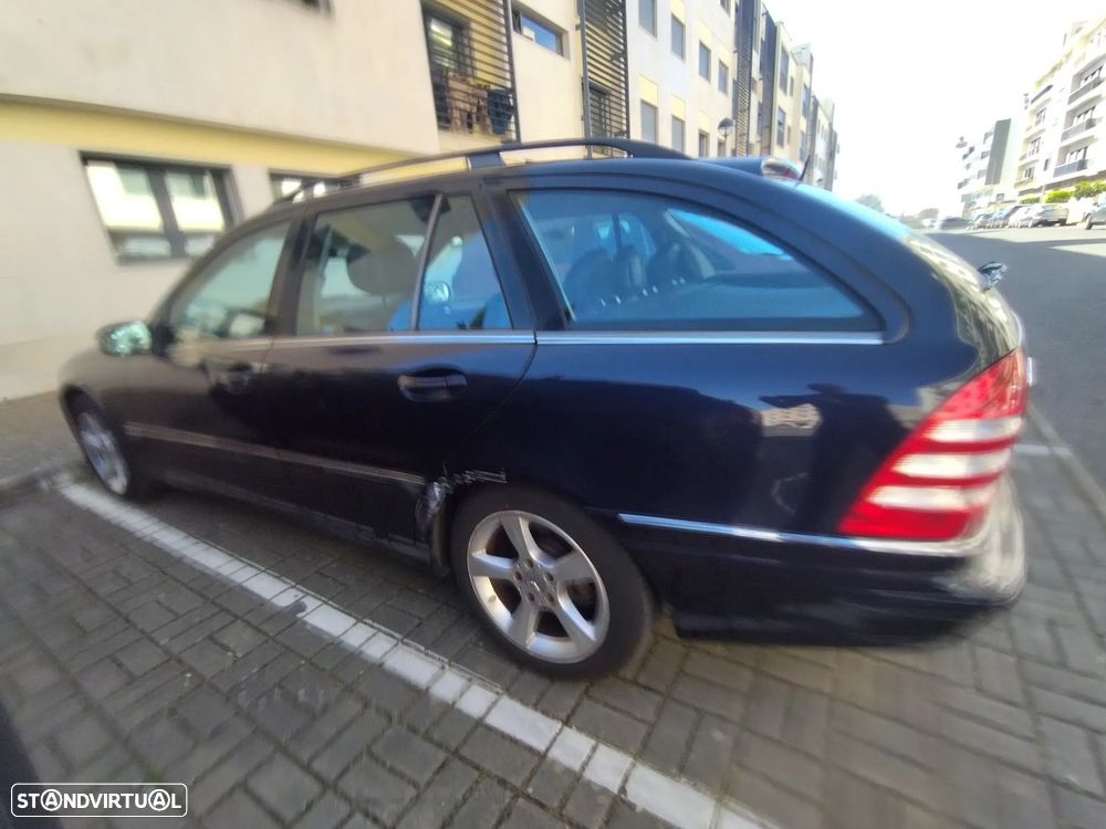 Mercedes-Benz C 220 CDI Avantgarde DPF - 2