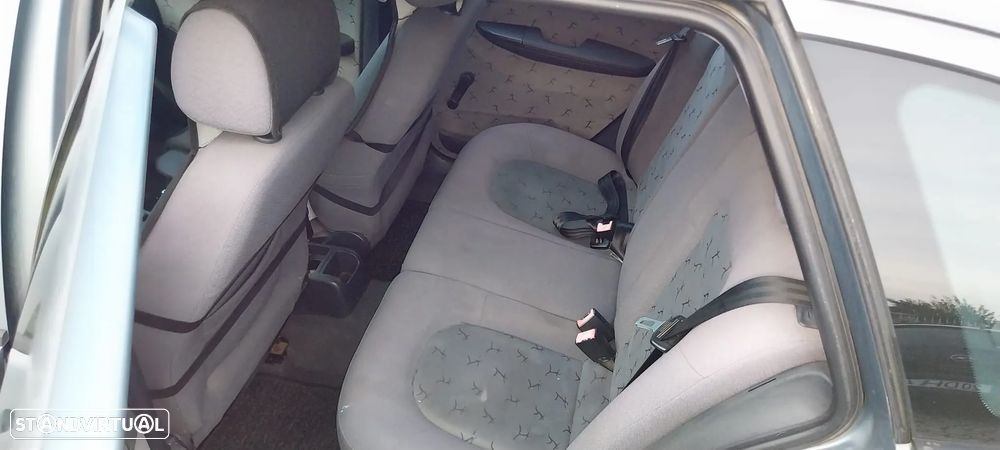 Skoda Fabia Break 1.4 Comfort - 11