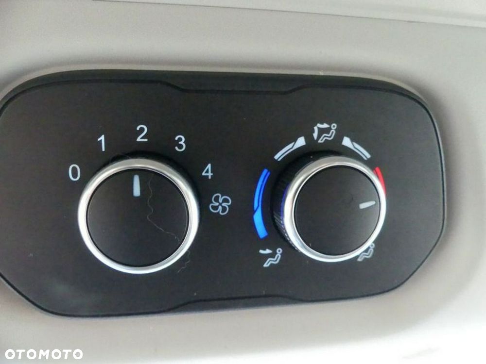 Ford Transit - 9