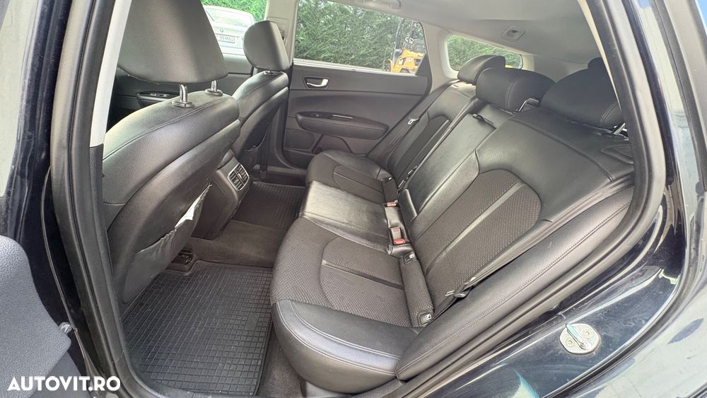 Kia Optima Sportswagon 1.7 CRDI Vision - 10