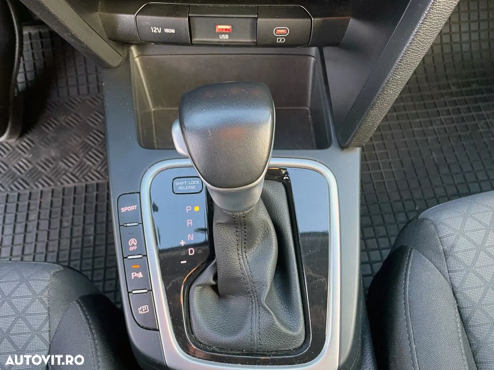 Kia Ceed 1.5 T-GDI DCT7 OPF Spirit - 26