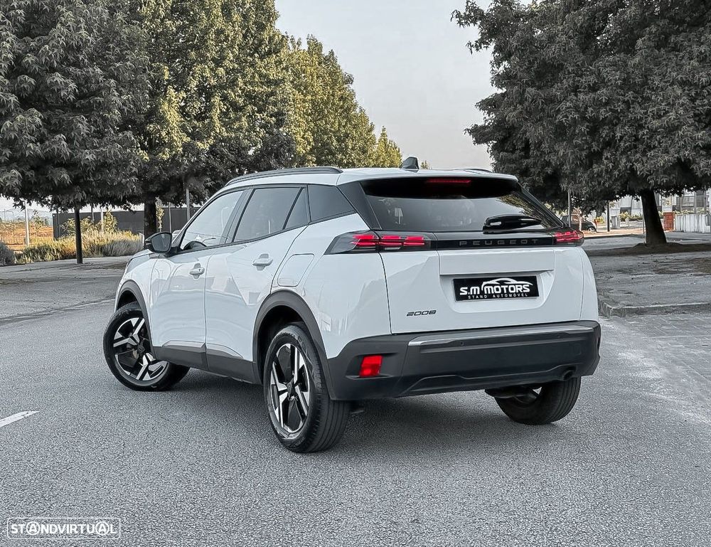 Peugeot 2008 1.2 PureTech Allure - 2