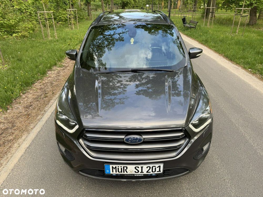 Ford Kuga - 18