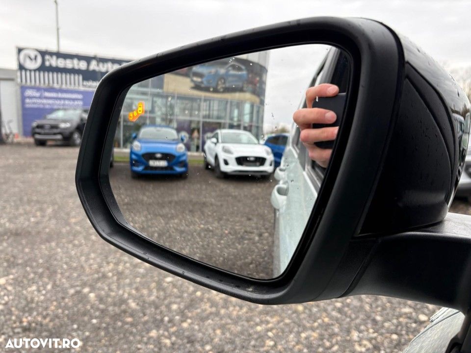 Ford Tourneo Courier - 21