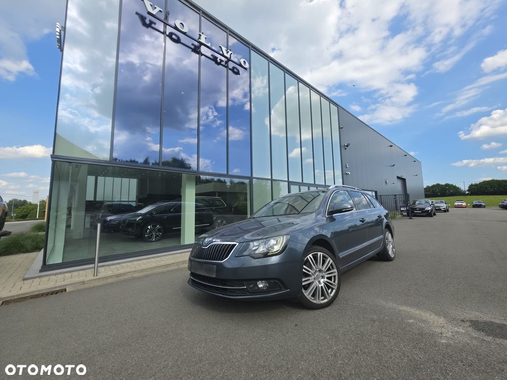 Skoda Superb 2.0 TDI 4x4 Exclusive - 11
