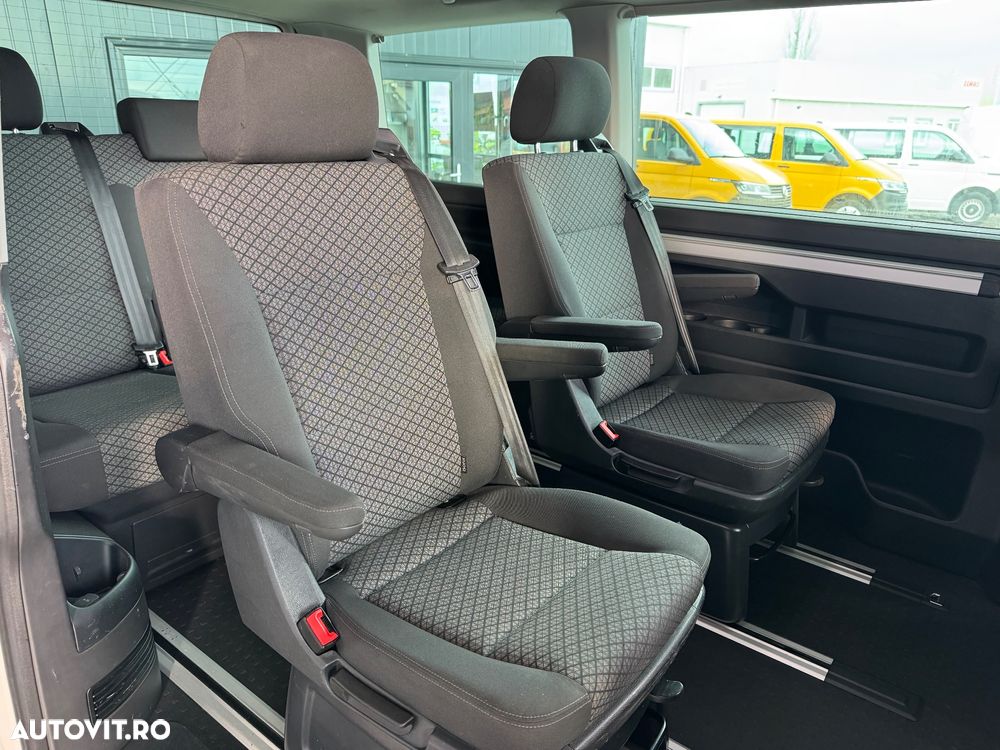 Volkswagen Multivan - 17